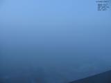 07 : 32