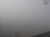 09 : 40