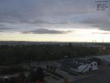 17 : 40