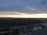 17 : 56