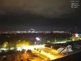 02 : 00