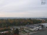 09 : 32