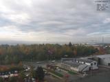 09 : 00