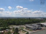 12 : 08
