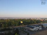 06 : 00