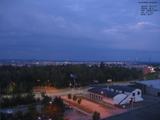04 : 48