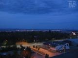 04 : 44
