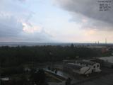 06 : 44