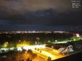 02 : 48