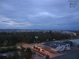 06 : 04