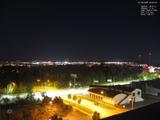 22 : 04