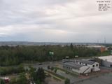 19 : 04