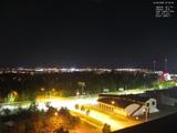 21 : 04