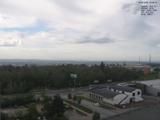 09 : 56