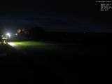 21 : 04