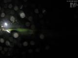22 : 04