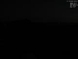 03 : 00