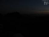 03 : 20