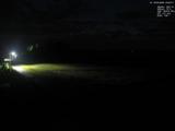 23 : 00