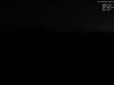 03 : 00