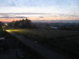 22 : 08