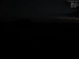 03 : 00