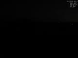 03 : 00