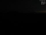 03 : 00