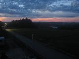 21 : 08