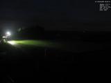 22 : 04