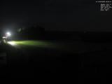 23 : 04