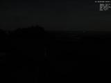 02 : 00