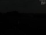 03 : 32