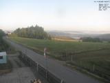 06 : 24