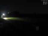 23 : 04