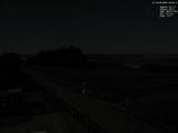 03 : 32