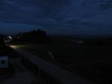 07 : 04