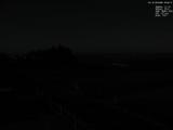 03 : 00