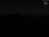 03 : 32