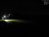 22 : 00