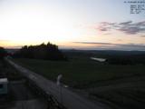 21 : 08
