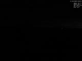 03 : 00