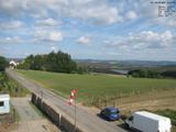09 : 44