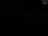 03 : 32
