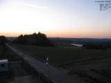 21 : 00