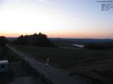 21 : 04