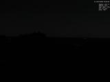 03 : 32