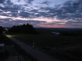 19 : 56