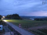 06 : 00