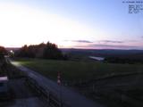 19 : 52